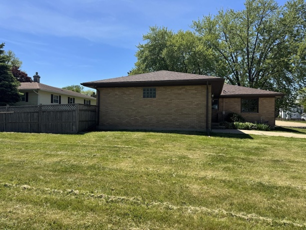 401 Ridge, SHANNON, Illinois 61078, 2 Bedrooms Bedrooms, ,2 BathroomsBathrooms,House,For Sale,Ridge,202602781