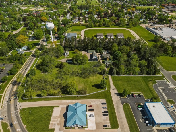 1650-1654 Hance, FREEPORT, Illinois 61032, ,Mixed Use,For Sale,Hance,202602783