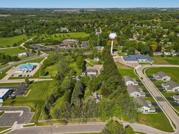 1650-1654 Hance, FREEPORT, Illinois 61032, ,Mixed Use,For Sale,Hance,202602783