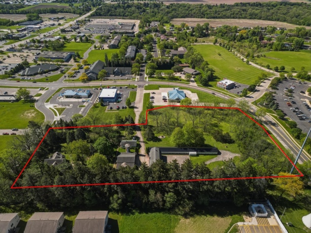 1650-1654 Hance, FREEPORT, Illinois 61032, ,Mixed Use,For Sale,Hance,202602783