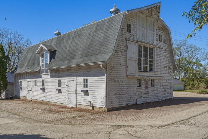 1650-1654 Hance, FREEPORT, Illinois 61032, ,Mixed Use,For Sale,Hance,202602783