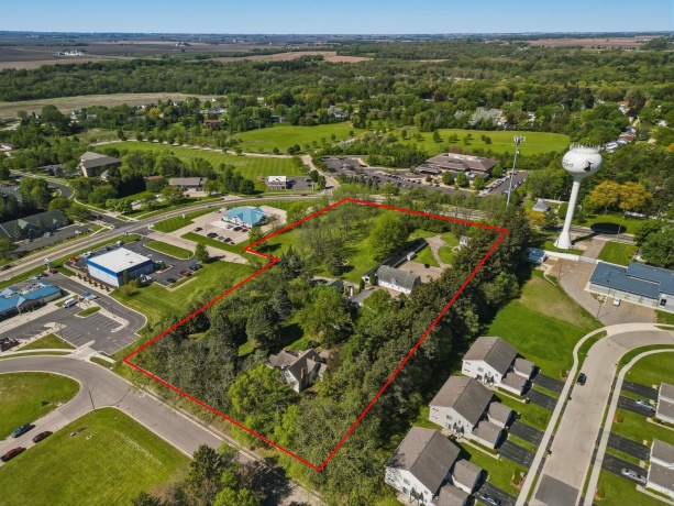 1650-1654 Hance, FREEPORT, Illinois 61032, ,Mixed Use,For Sale,Hance,202602783