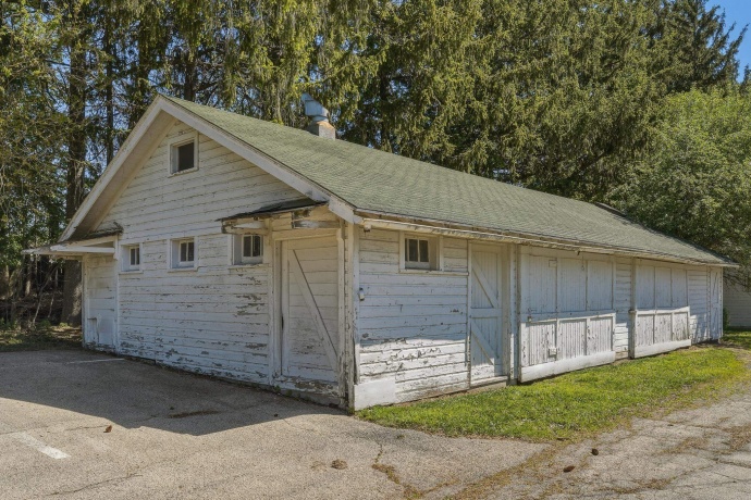 1650-1654 Hance, FREEPORT, Illinois 61032, ,Mixed Use,For Sale,Hance,202602783