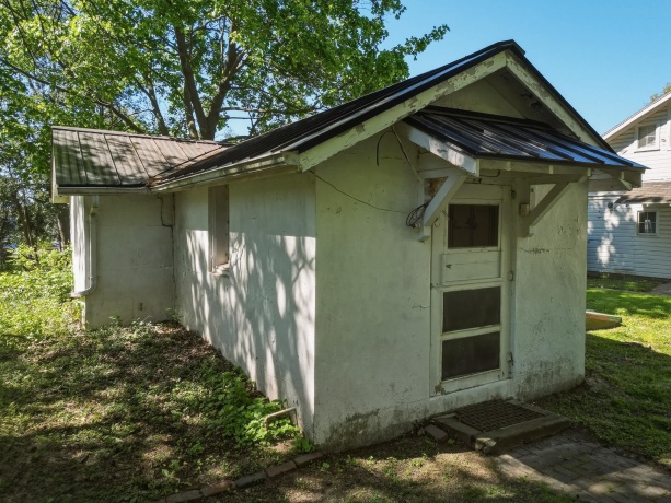 1650-1654 Hance, FREEPORT, Illinois 61032, ,Mixed Use,For Sale,Hance,202602783