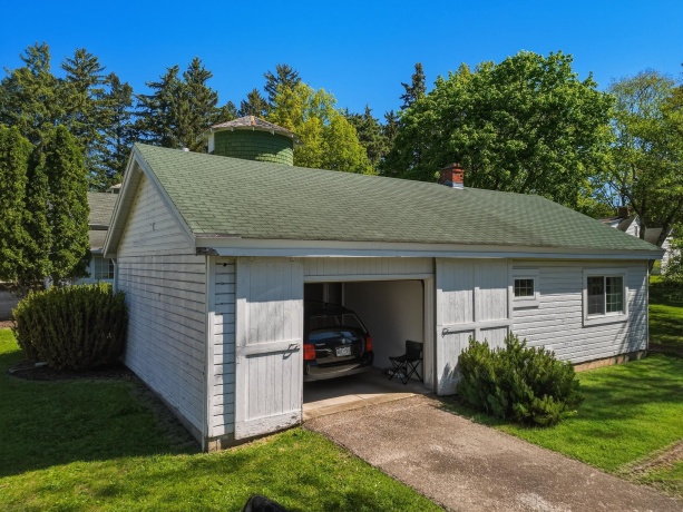 1650-1654 Hance, FREEPORT, Illinois 61032, ,Mixed Use,For Sale,Hance,202602783