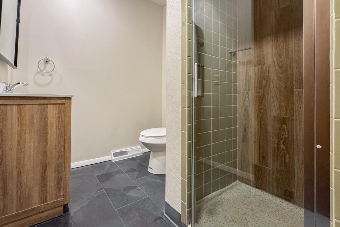 7607 Larwinn, ROCKFORD, Illinois 61107, 3 Bedrooms Bedrooms, ,2 BathroomsBathrooms,House,For Sale,Larwinn,202602782