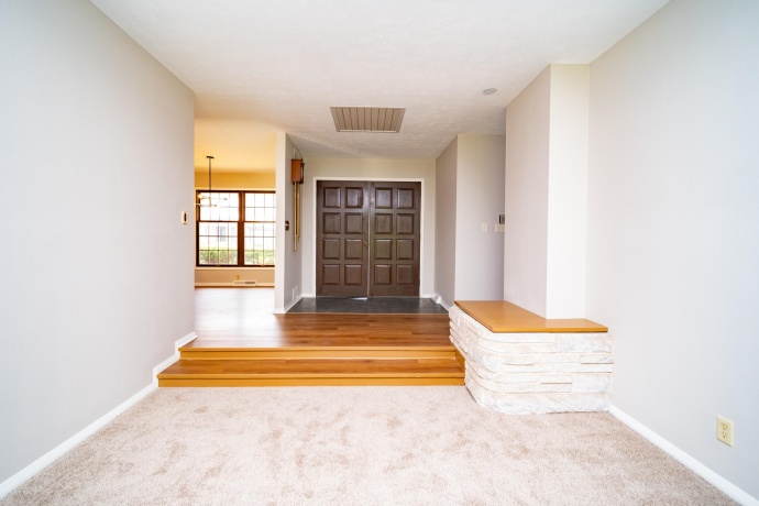 7607 Larwinn, ROCKFORD, Illinois 61107, 3 Bedrooms Bedrooms, ,2 BathroomsBathrooms,House,For Sale,Larwinn,202602782