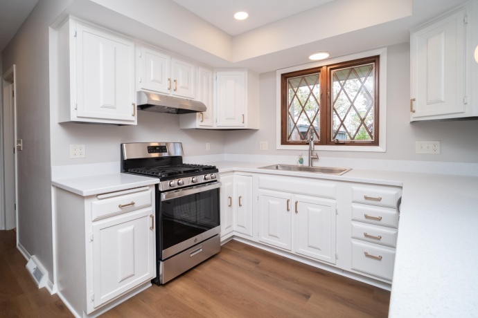 7607 Larwinn, ROCKFORD, Illinois 61107, 3 Bedrooms Bedrooms, ,2 BathroomsBathrooms,House,For Sale,Larwinn,202602782