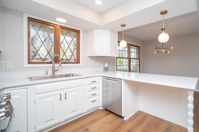 7607 Larwinn, ROCKFORD, Illinois 61107, 3 Bedrooms Bedrooms, ,2 BathroomsBathrooms,House,For Sale,Larwinn,202602782