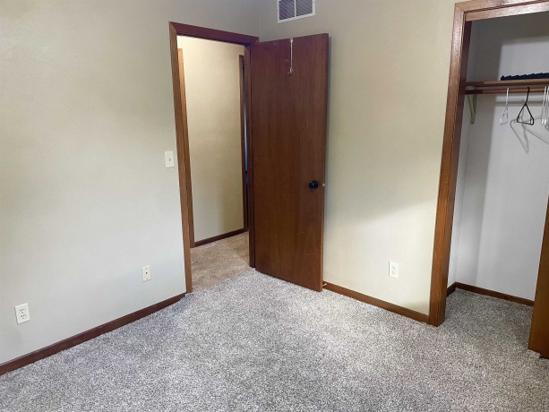 618 Macomb, BELVIDERE, Illinois 61008, 3 Bedrooms Bedrooms, ,2 BathroomsBathrooms,House,For Sale,Macomb,202602784