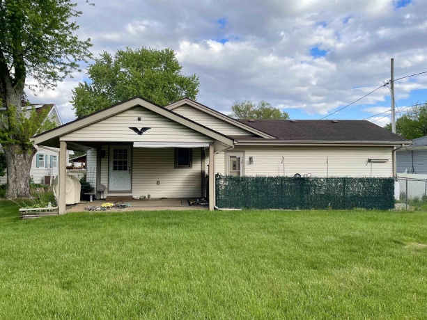 618 Macomb, BELVIDERE, Illinois 61008, 3 Bedrooms Bedrooms, ,2 BathroomsBathrooms,House,For Sale,Macomb,202602784