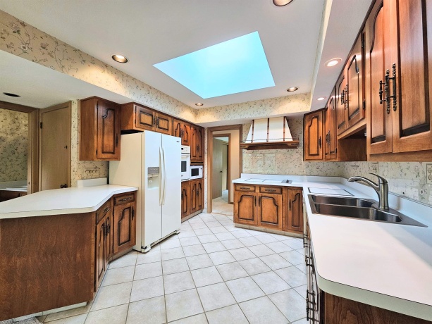 522 Sunrise, ROCKFORD, Illinois 61107, 2 Bedrooms Bedrooms, ,1 BathroomBathrooms,House,For Sale,Sunrise,202602785