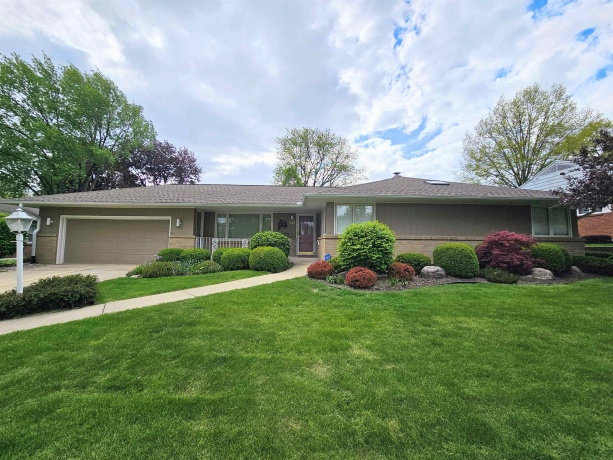 522 Sunrise, ROCKFORD, Illinois 61107, 2 Bedrooms Bedrooms, ,1 BathroomBathrooms,House,For Sale,Sunrise,202602785