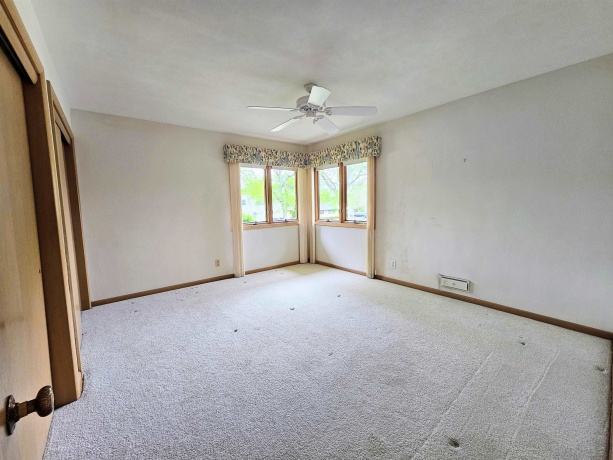 522 Sunrise, ROCKFORD, Illinois 61107, 2 Bedrooms Bedrooms, ,1 BathroomBathrooms,House,For Sale,Sunrise,202602785