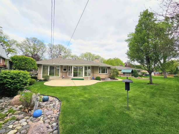 522 Sunrise, ROCKFORD, Illinois 61107, 2 Bedrooms Bedrooms, ,1 BathroomBathrooms,House,For Sale,Sunrise,202602785