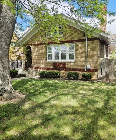 1707 Grant, ROCKFORD, Illinois 61103, 2 Bedrooms Bedrooms, ,1 BathroomBathrooms,House,For Sale,Grant,202602786