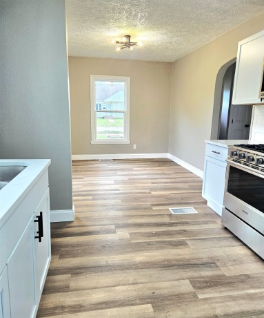 1401 Barton, ROCKFORD, Illinois 61103, 3 Bedrooms Bedrooms, ,1 BathroomBathrooms,House,For Sale,Barton,202602787