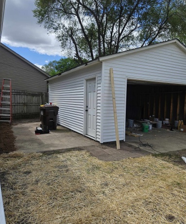 1401 Barton, ROCKFORD, Illinois 61103, 3 Bedrooms Bedrooms, ,1 BathroomBathrooms,House,For Sale,Barton,202602787