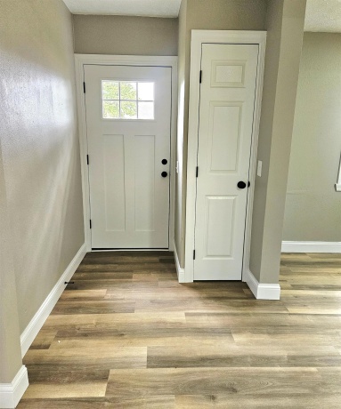 1401 Barton, ROCKFORD, Illinois 61103, 3 Bedrooms Bedrooms, ,1 BathroomBathrooms,House,For Sale,Barton,202602787