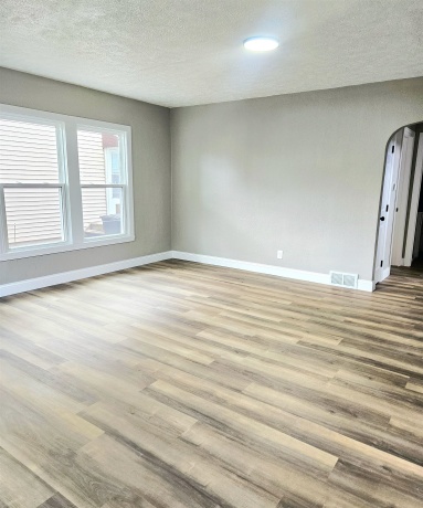 1401 Barton, ROCKFORD, Illinois 61103, 3 Bedrooms Bedrooms, ,1 BathroomBathrooms,House,For Sale,Barton,202602787