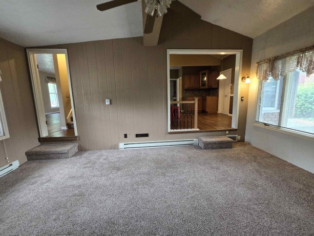 210 Morris, MORRISON, Illinois 61270, 3 Bedrooms Bedrooms, ,2 BathroomsBathrooms,House,For Sale,Morris,202602788