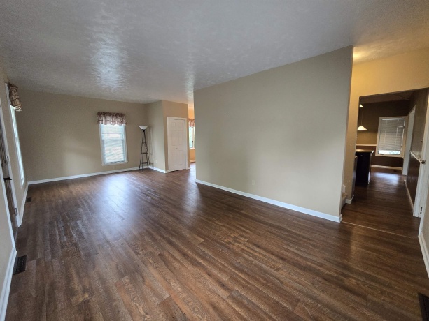 210 Morris, MORRISON, Illinois 61270, 3 Bedrooms Bedrooms, ,2 BathroomsBathrooms,House,For Sale,Morris,202602788