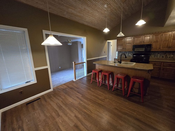 210 Morris, MORRISON, Illinois 61270, 3 Bedrooms Bedrooms, ,2 BathroomsBathrooms,House,For Sale,Morris,202602788