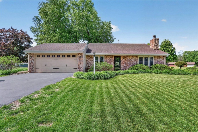 148 Sandhurst, ROCKTON, Illinois 61072, 3 Bedrooms Bedrooms, ,2 BathroomsBathrooms,House,For Sale,Sandhurst,202602792