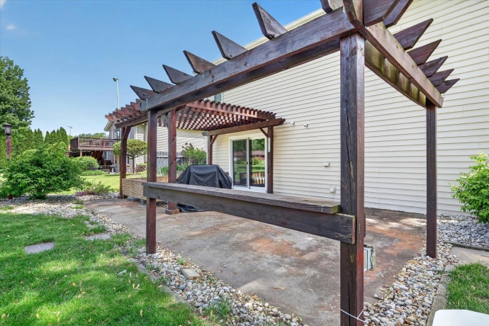 148 Sandhurst, ROCKTON, Illinois 61072, 3 Bedrooms Bedrooms, ,2 BathroomsBathrooms,House,For Sale,Sandhurst,202602792