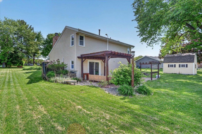 148 Sandhurst, ROCKTON, Illinois 61072, 3 Bedrooms Bedrooms, ,2 BathroomsBathrooms,House,For Sale,Sandhurst,202602792