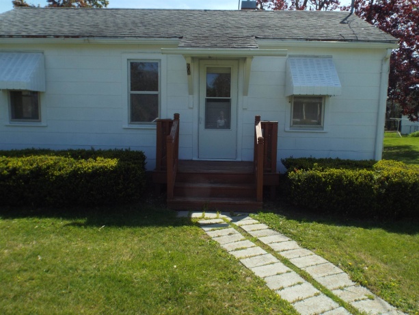 608 Maple, LENA, Illinois 61048, 1 Bedroom Bedrooms, ,House,For Sale,Maple,202602793