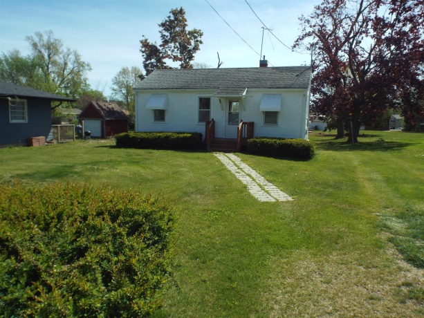 608 Maple, LENA, Illinois 61048, 1 Bedroom Bedrooms, ,House,For Sale,Maple,202602793