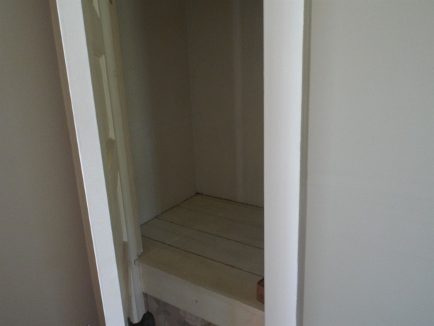 608 Maple, LENA, Illinois 61048, 1 Bedroom Bedrooms, ,House,For Sale,Maple,202602793