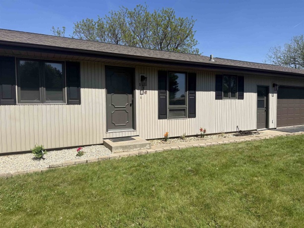 136 Lake Summerset, LAKE SUMMERSET, Illinois 61019, 4 Bedrooms Bedrooms, ,2 BathroomsBathrooms,House,For Sale,Lake Summerset,202602794