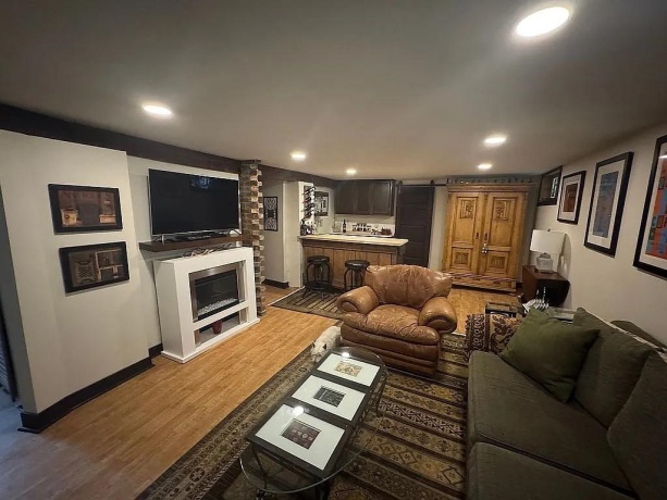 214 Adams Street, GALENA, Illinois 61036, 4 Bedrooms Bedrooms, ,3 BathroomsBathrooms,House,For Sale,Adams Street,202602797