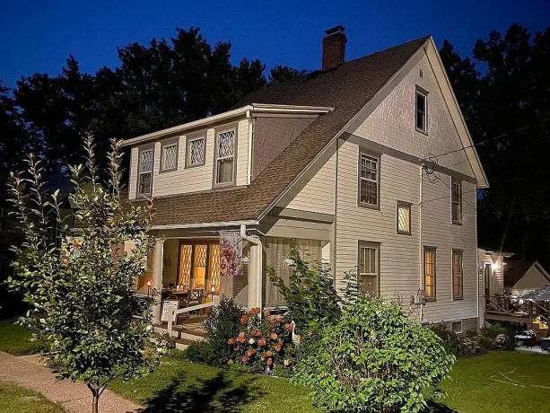 214 Adams Street, GALENA, Illinois 61036, 4 Bedrooms Bedrooms, ,3 BathroomsBathrooms,House,For Sale,Adams Street,202602797