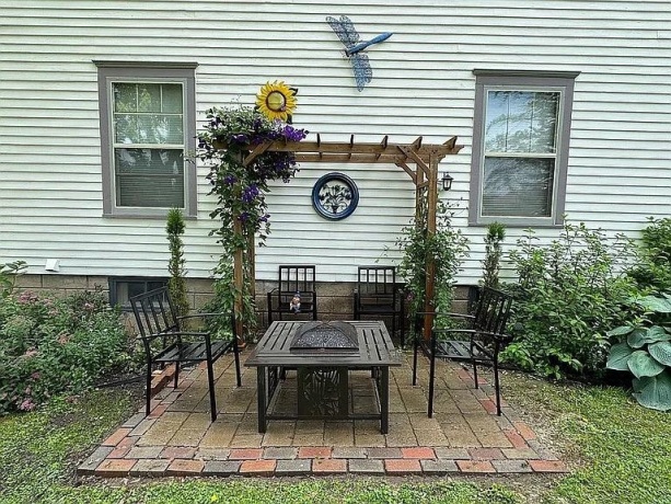 214 Adams Street, GALENA, Illinois 61036, 4 Bedrooms Bedrooms, ,3 BathroomsBathrooms,House,For Sale,Adams Street,202602797