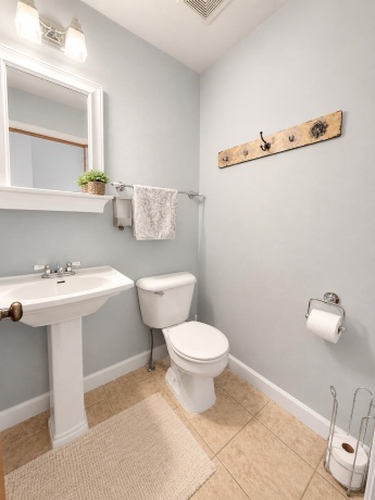 8632 Jeffery, MACHESNEY PARK, Illinois 61115, 3 Bedrooms Bedrooms, ,1 BathroomBathrooms,House,For Sale,Jeffery,202602632
