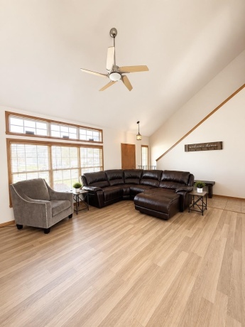8632 Jeffery, MACHESNEY PARK, Illinois 61115, 3 Bedrooms Bedrooms, ,1 BathroomBathrooms,House,For Sale,Jeffery,202602632