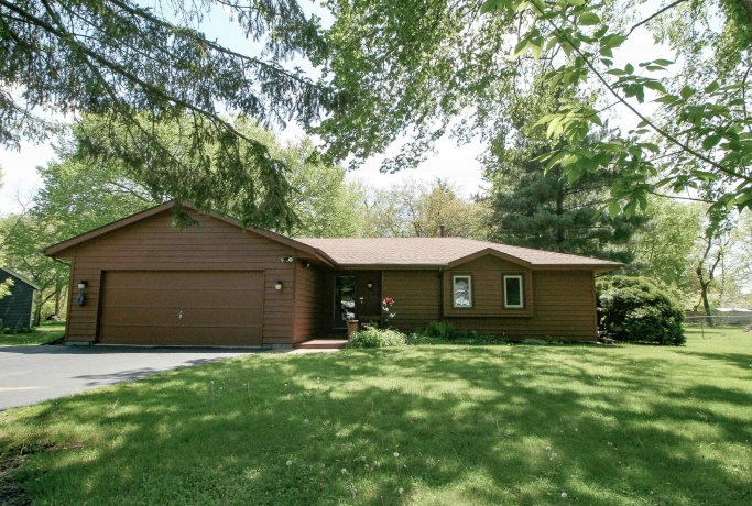 5457 COUNTRY, ROSCOE, Illinois 61073, 3 Bedrooms Bedrooms, ,2 BathroomsBathrooms,House,For Sale,COUNTRY,202602800