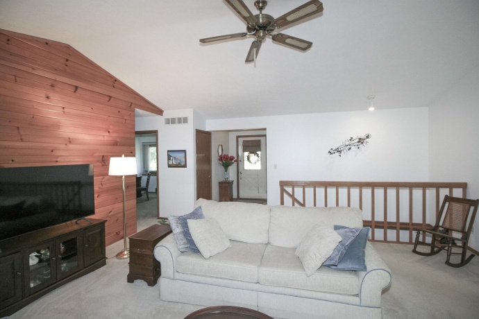 5457 COUNTRY, ROSCOE, Illinois 61073, 3 Bedrooms Bedrooms, ,2 BathroomsBathrooms,House,For Sale,COUNTRY,202602800