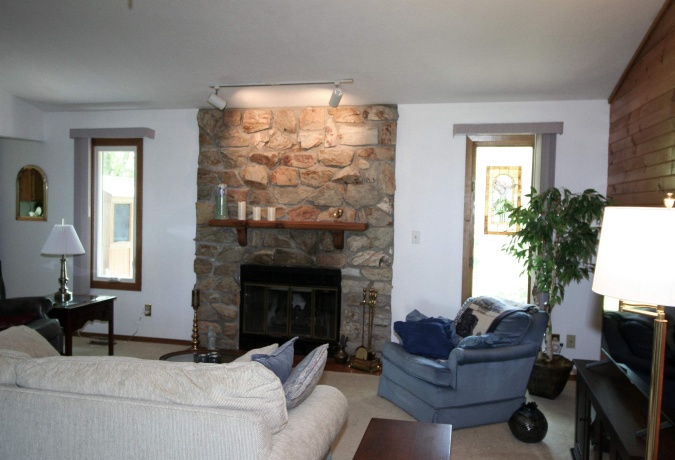 5457 COUNTRY, ROSCOE, Illinois 61073, 3 Bedrooms Bedrooms, ,2 BathroomsBathrooms,House,For Sale,COUNTRY,202602800