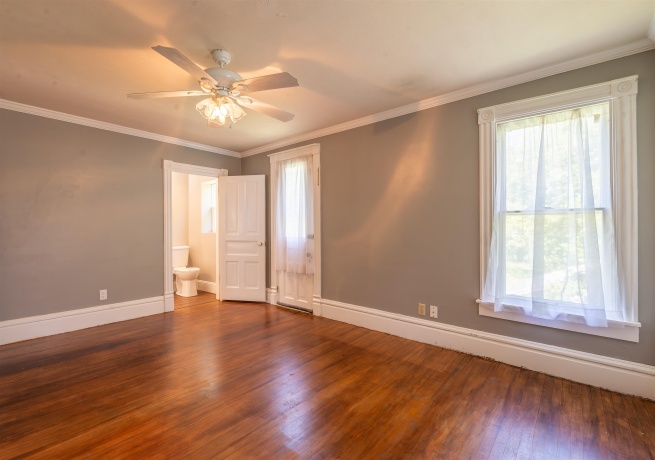 916 Stephenson, FREEPORT, Illinois 61032, 4 Bedrooms Bedrooms, ,3 BathroomsBathrooms,House,For Sale,Stephenson,202602802