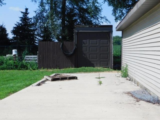 3976 Rotary, ROCKFORD, Illinois 61109, 3 Bedrooms Bedrooms, ,1 BathroomBathrooms,House,For Sale,Rotary,202602806