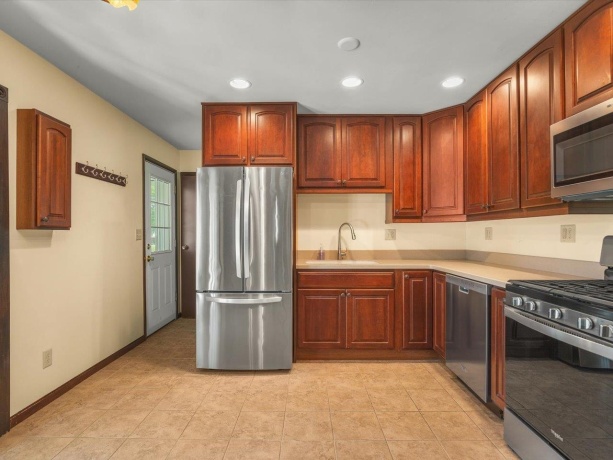 8318 Cameo, MACHESNEY PARK, Illinois 61115, 3 Bedrooms Bedrooms, ,1 BathroomBathrooms,House,For Sale,Cameo,202602807