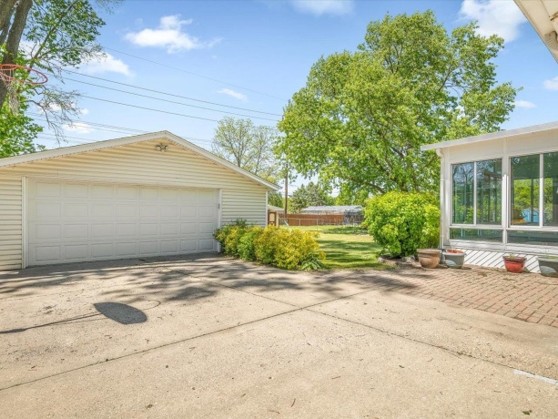 8318 Cameo, MACHESNEY PARK, Illinois 61115, 3 Bedrooms Bedrooms, ,1 BathroomBathrooms,House,For Sale,Cameo,202602807