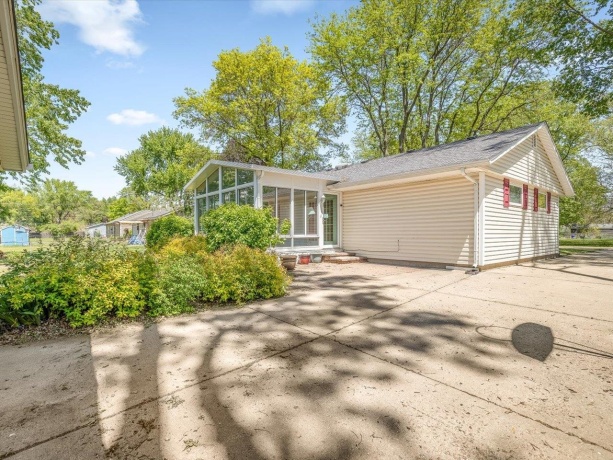 8318 Cameo, MACHESNEY PARK, Illinois 61115, 3 Bedrooms Bedrooms, ,1 BathroomBathrooms,House,For Sale,Cameo,202602807