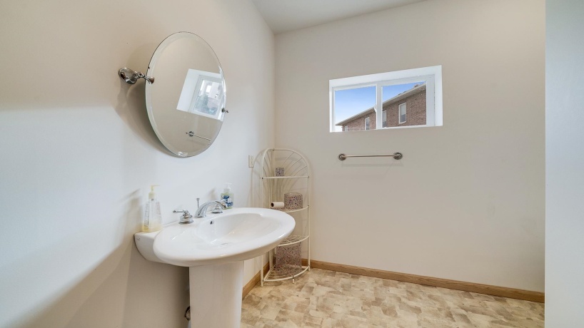 14481 Berglund, PECATONICA, Illinois 61063, 6 Bedrooms Bedrooms, ,5 BathroomsBathrooms,House,For Sale,Berglund,202602809