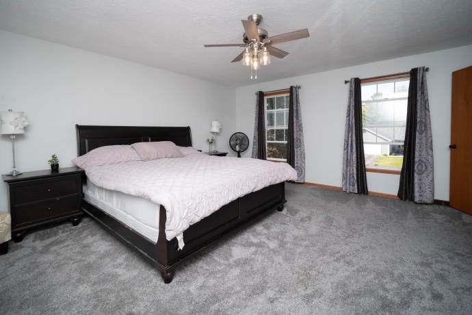 6875 Prairienook, ROSCOE, Illinois 61073, 5 Bedrooms Bedrooms, ,2 BathroomsBathrooms,House,For Sale,Prairienook,202602815