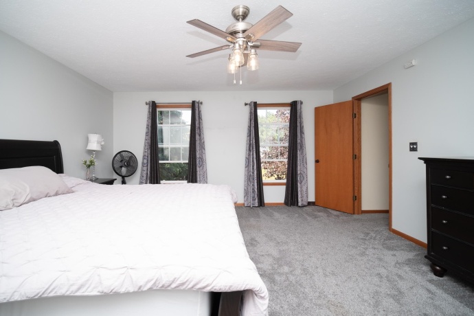 6875 Prairienook, ROSCOE, Illinois 61073, 5 Bedrooms Bedrooms, ,2 BathroomsBathrooms,House,For Sale,Prairienook,202602815